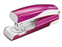 Häftapparat LEITZ 5502 30ark WOW cerise Extra rabatt