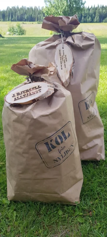 Endast denna vecka Grillkol, Kol från Nyliden av 100% björk